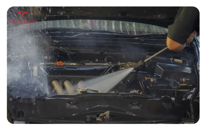 Motorwäsche Auto – Alles, was du wissen musst, bevor du den Motorraum reinigst